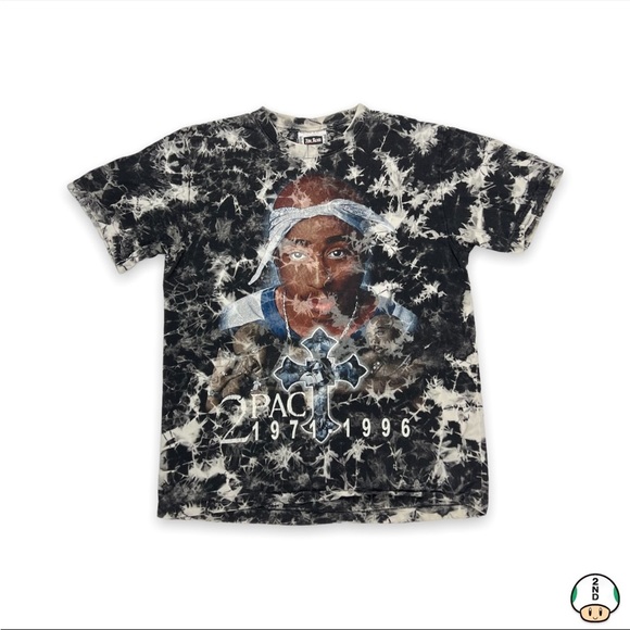 💎ViNTaGe 💎00’s AuTHeNTiC 💯 RiP TuPaC 🕊️ MeMoRiaL T-shirt 👕 - Picture 4 of 4